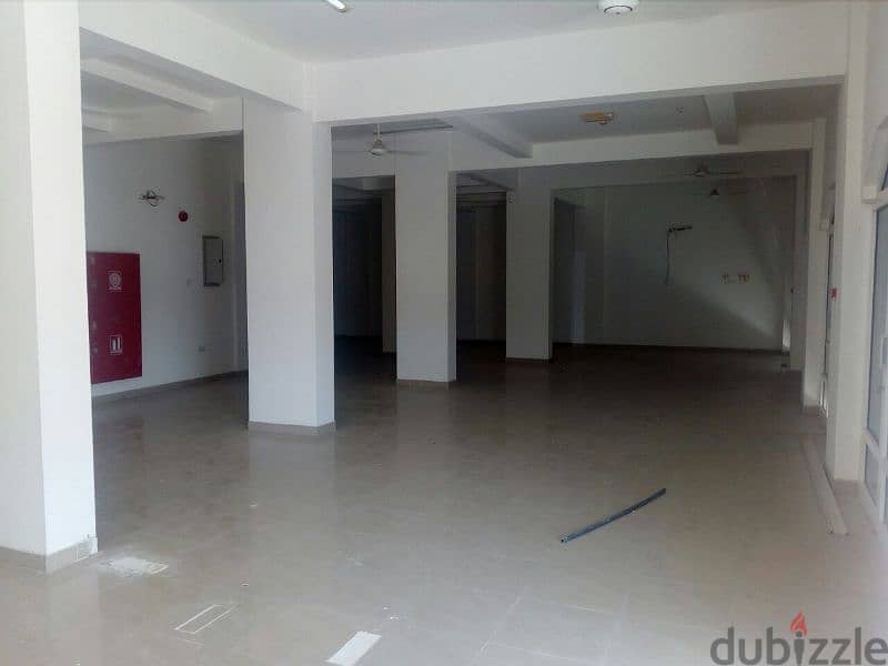 show room for rent in barka second line from main road. 4