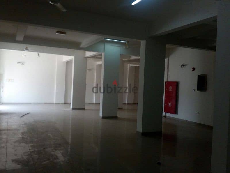 show room for rent in barka second line from main road. 5