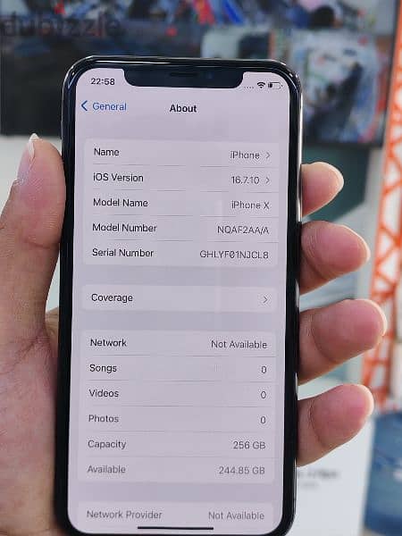 I phone x  256GB 7