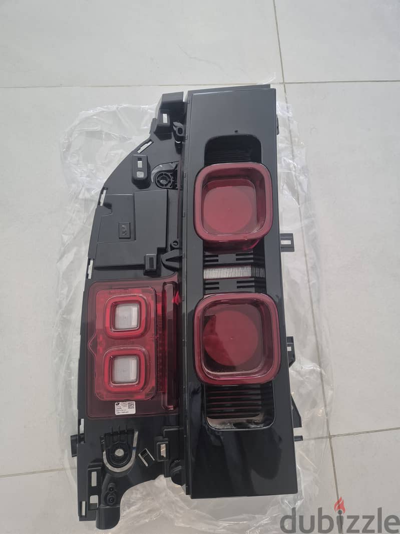 LR DEFENDER REAR LIGHT 0