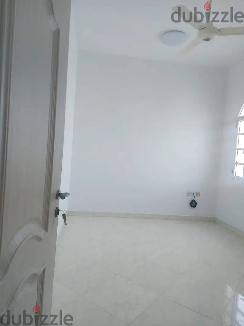 5 BHK villa for sale in Al-Gubara south near Bousher Stadium. 4