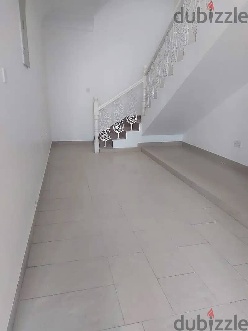 5 BHK villa for sale in Al-Gubara south near Bousher Stadium. 6