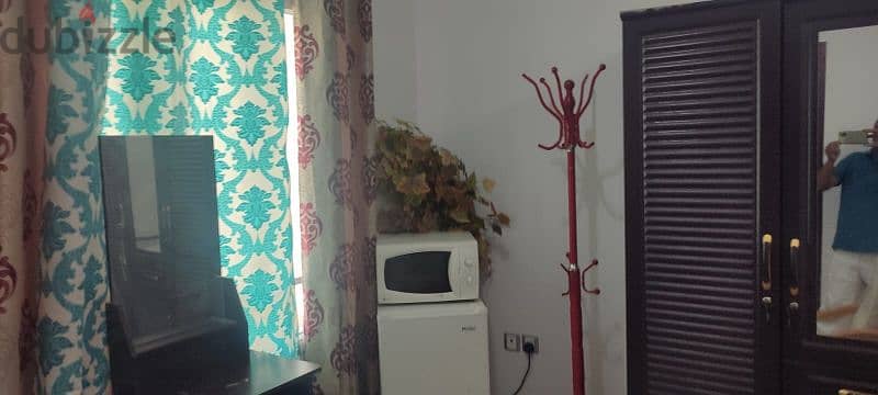 غرفة مؤثثة للإيجار || Furnished room for rent 3