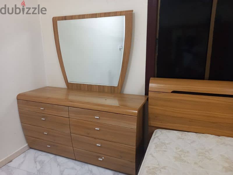 Bedroom set for sale 8