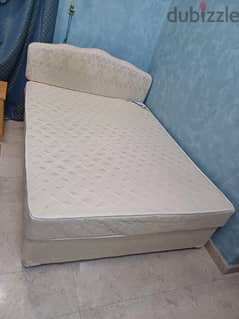 Qeen Size Bed Set (200x150x20 cm)