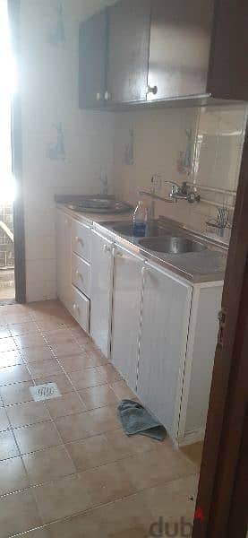 One BH Flat near spar supermarket cbd ruwi 3