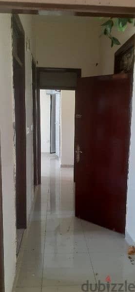 One BH Flat near spar supermarket cbd ruwi 5