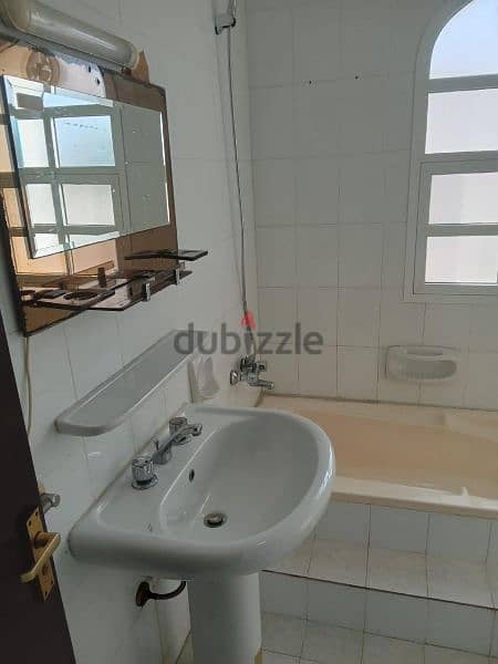 excellent 1 bedroom apartment at azaiba near Sultan Centre 3