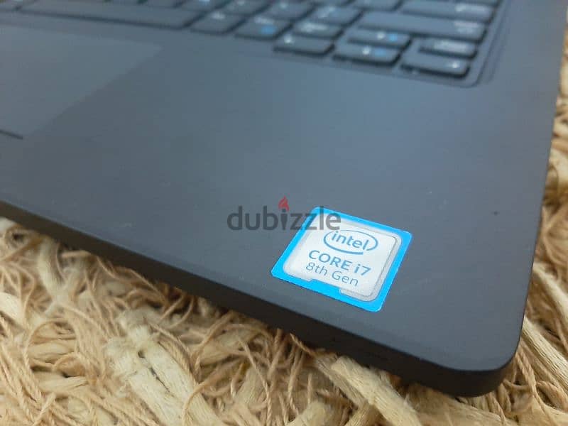 Dell latitude  Core i7 8th Generation 1