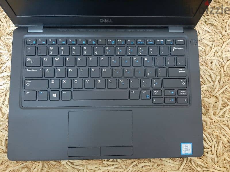 Dell latitude  Core i7 8th Generation 3