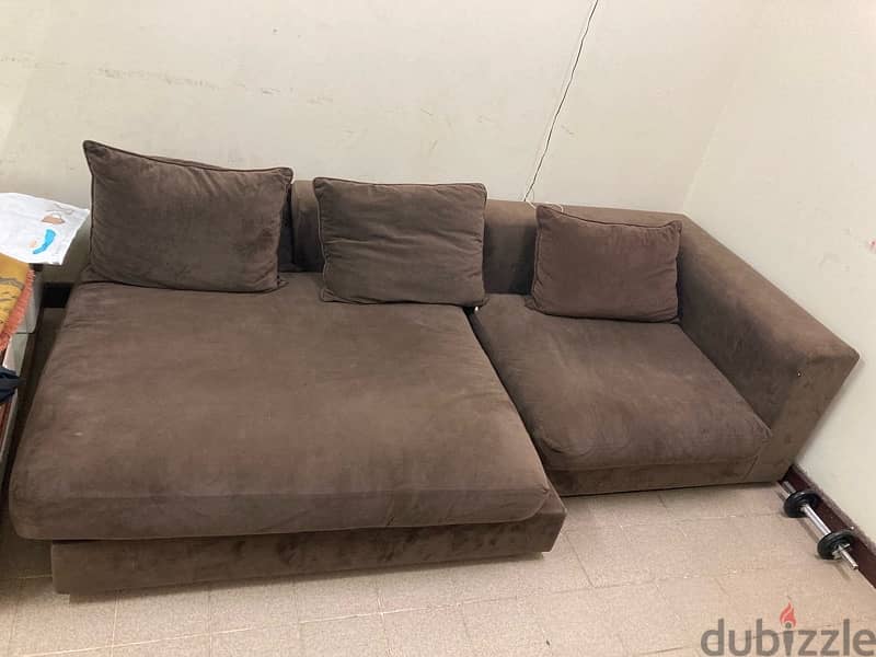 Four piece of sofa with final price 1