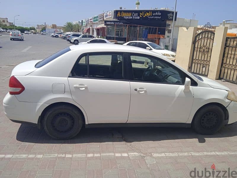 Nissan Versa 2009 3