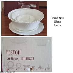 brand new dinner set ,