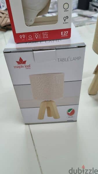 maple leaf table lamp 1