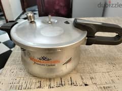 pressure cooker and sandwich maker for sale