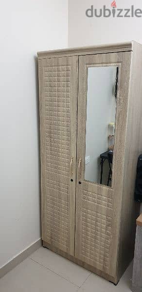 wardrobe only used for 1 month 1