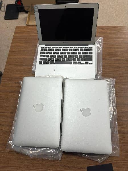 Apple MacBook Air 1