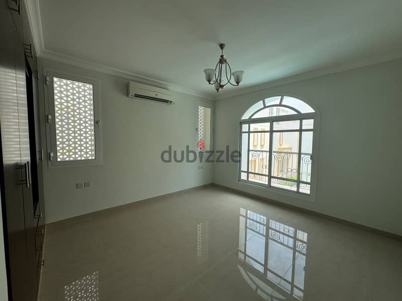 SR-MZ-594"Sea Side Villa is located in a compound in Al Hail North 8