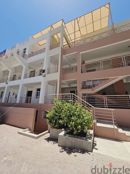 Luxury townhouse for rent in Al Qurm, price 550 OMR 0