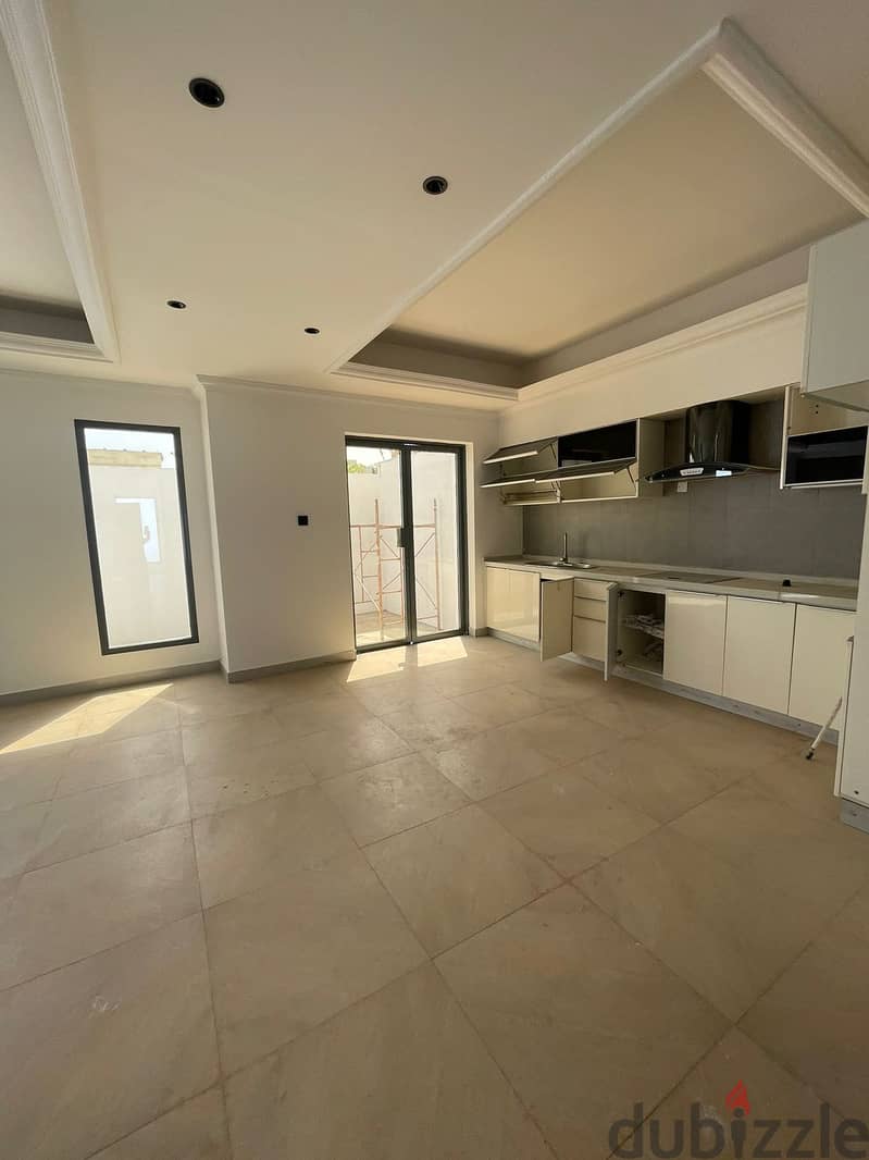 "SR-SM-590** Spacious Villa for Rent in Almawaleh South 2