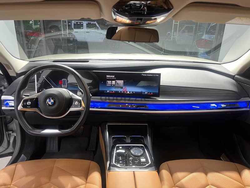 BMW 735 I  MODEL 2023 10