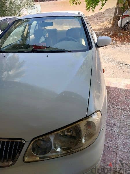 Nissan Sunny 2008 1