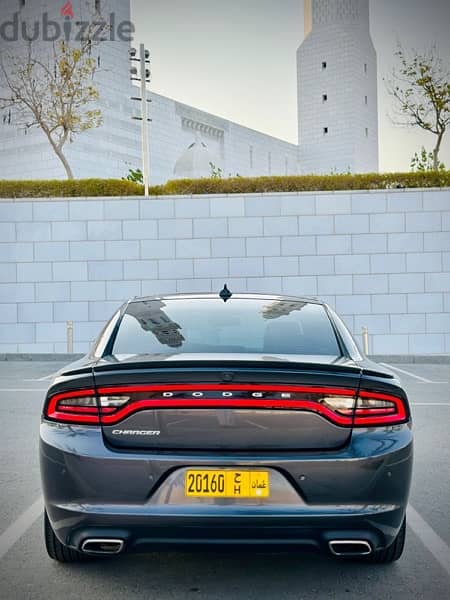 Dodge Charger 2020 4