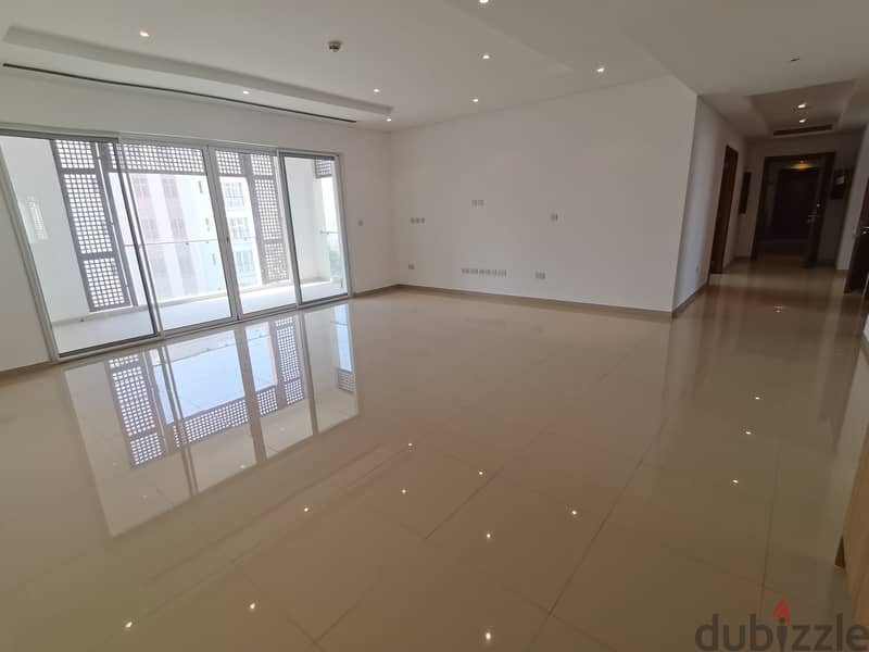 Elevate Your Lifestyle: 3BR Al Mouj Apartment with Panoramic Views 7