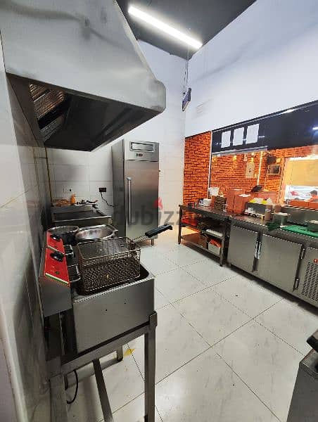 Restaurant for sale in AlKhuwair 5