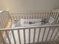 adjustable crib