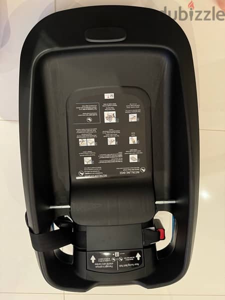 Maxi-Cosi Car Seat with Stand 4