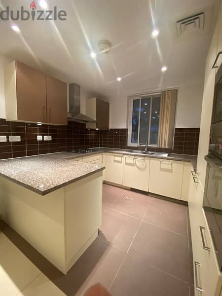 stunning 2 bed corner Town House 11