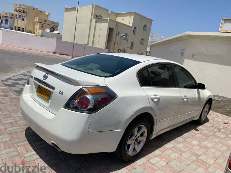 Nissan Altima 2008 1