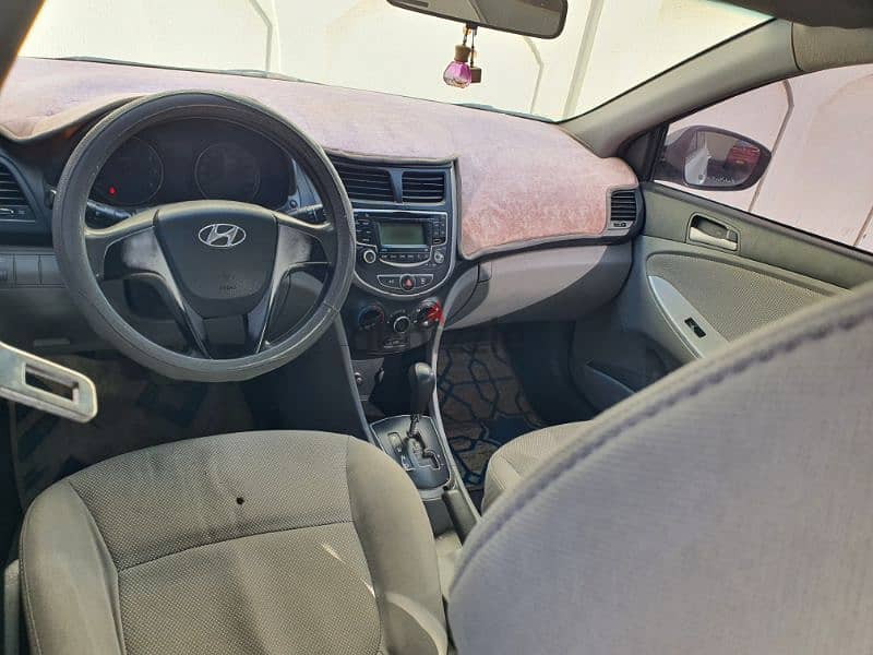 Hyundai Accent model 2014 For sale. . هيونداي اكسنت موديل ٢٠١٤ للبيع 6