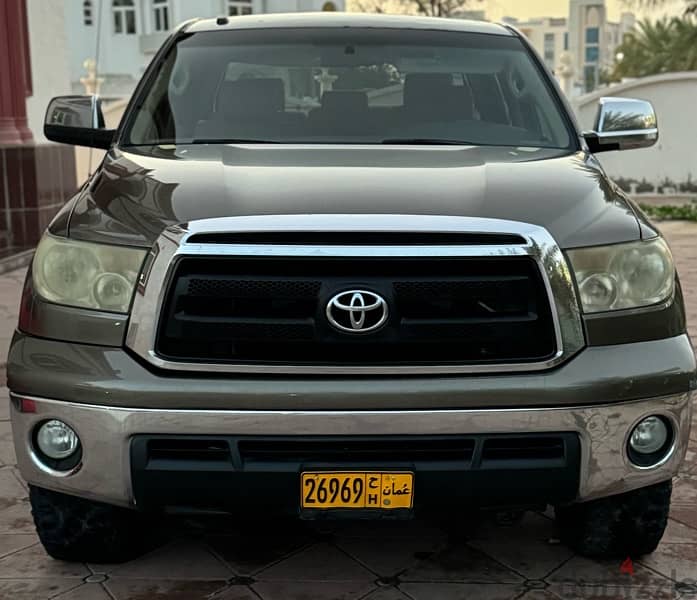 Toyota Tundra 2010 3