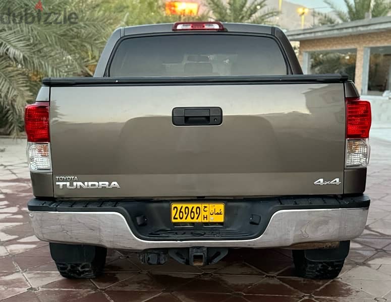 Toyota Tundra 2010 6