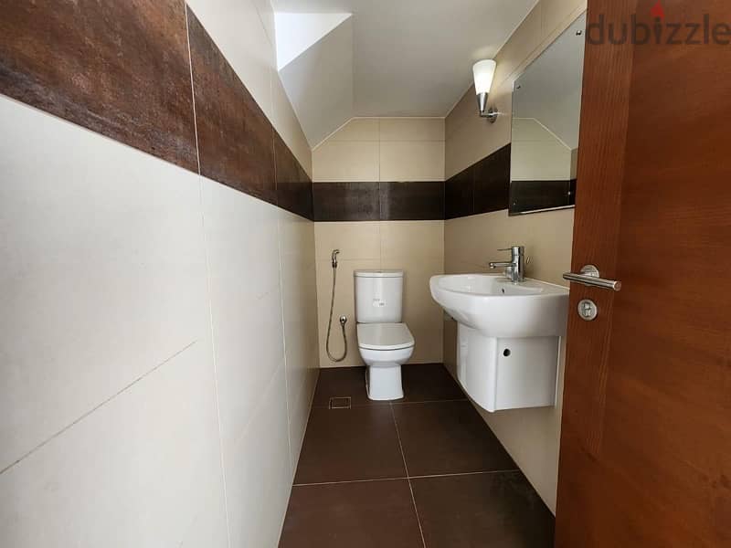 stunning 2 bed corner Town House 3