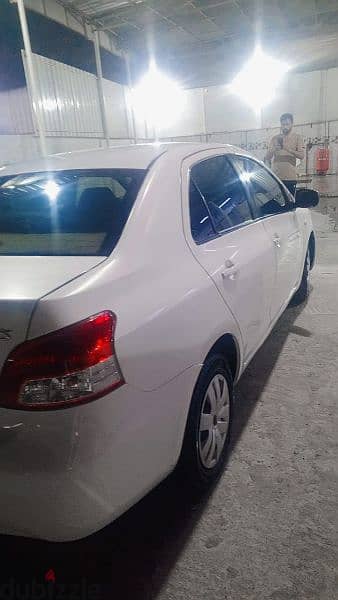 Toyota Yaris 2008 4