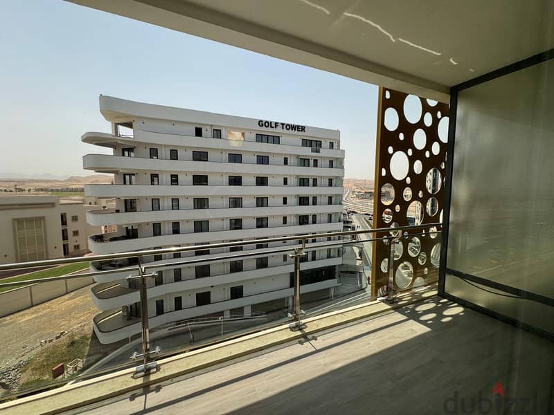 1 BR Impressive Apartment in Muscat Hills 4