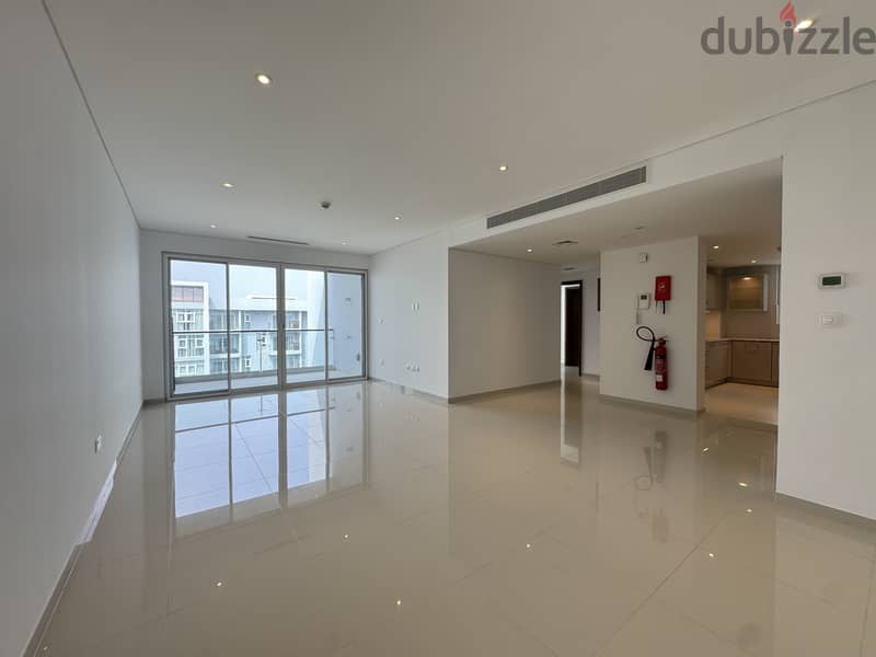 2 BR Wonderful Apartment - Al Mouj with Shared Pool & Gym 2