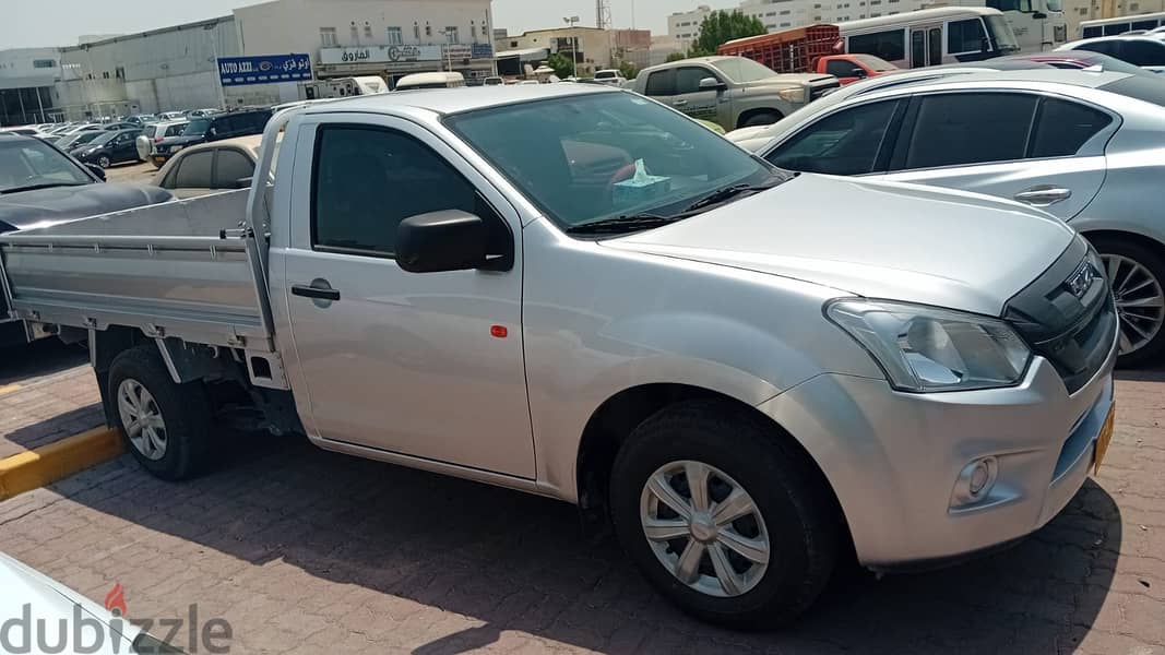 Isuzu Pick up new 4