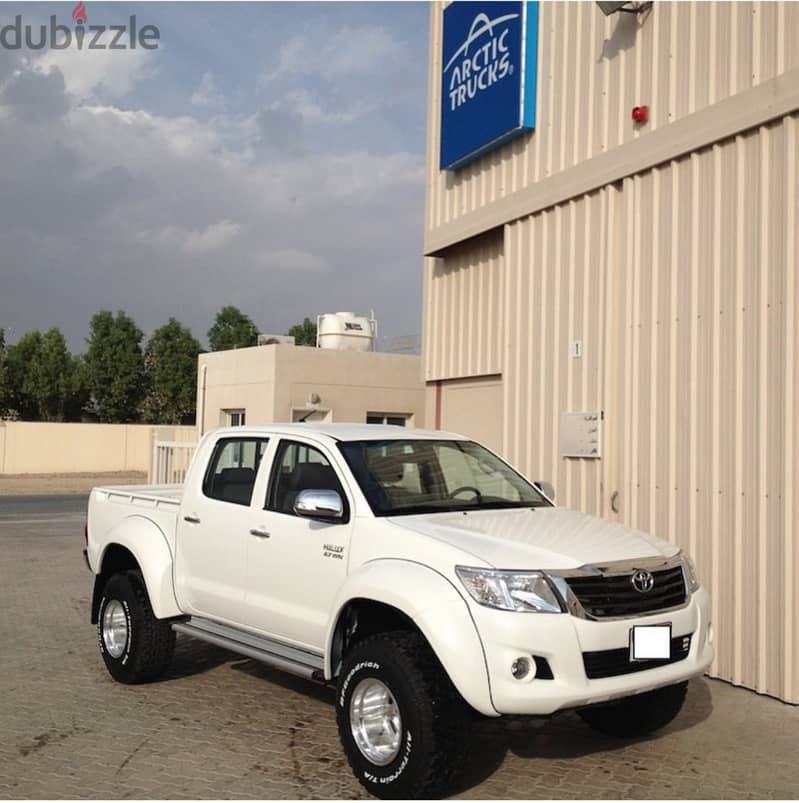 Toyota Hilux 2013 1