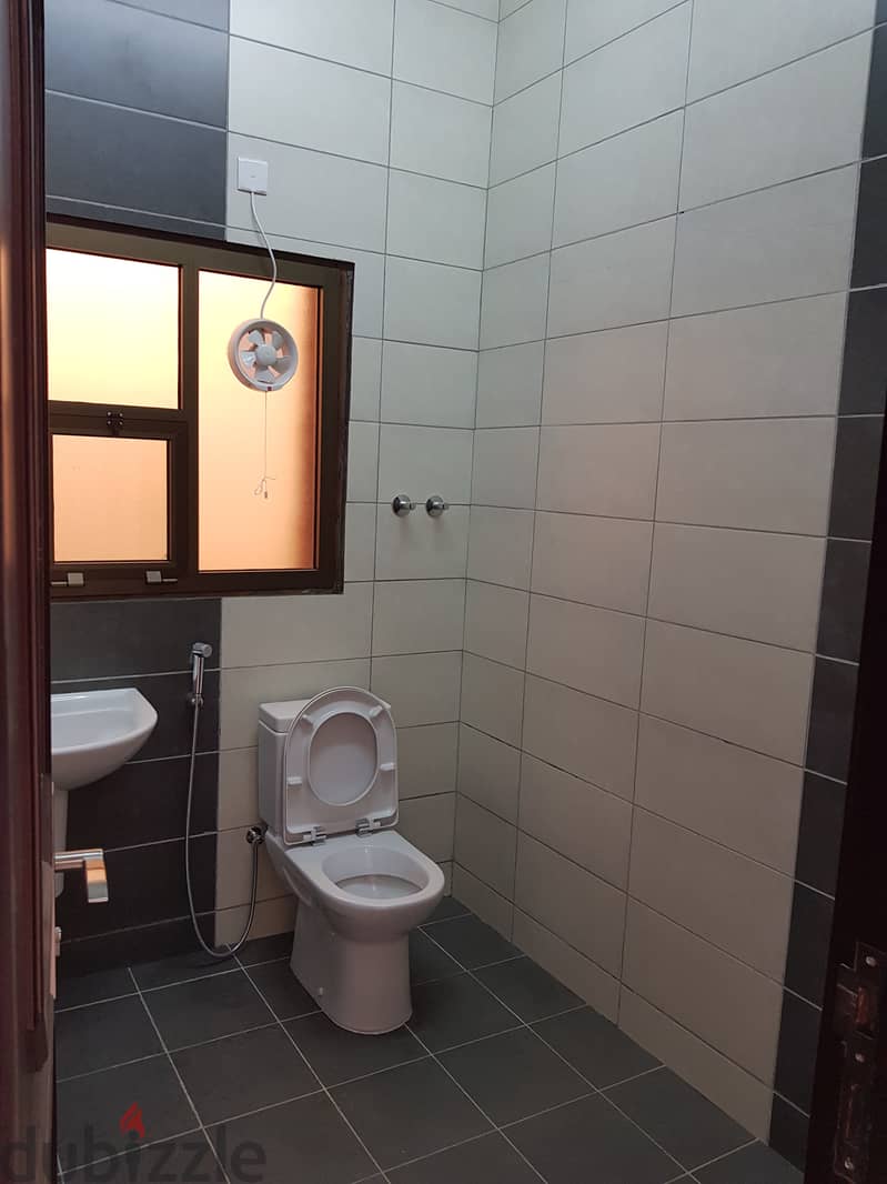 Flat In Al Khuwair 5