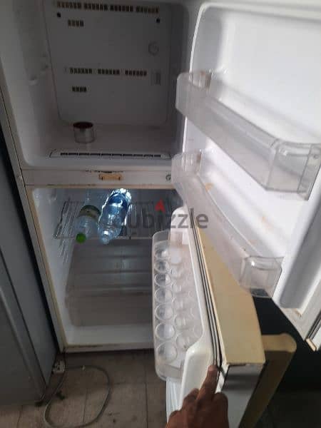 Samsung refrigerator 1