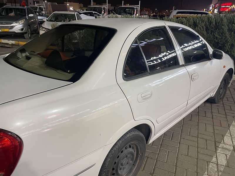 Nissan Sunny 2005 4