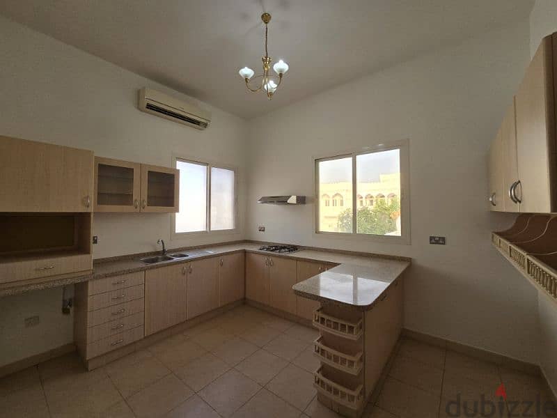 6BR + 2 spacious villa At shati qurum 1