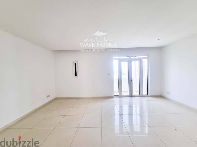 Luxurious 3 Bedroom Townhouse in Al Mouj 11