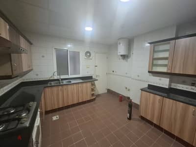 2BHK Apartment for Rent in Al Khuwair - PPA351