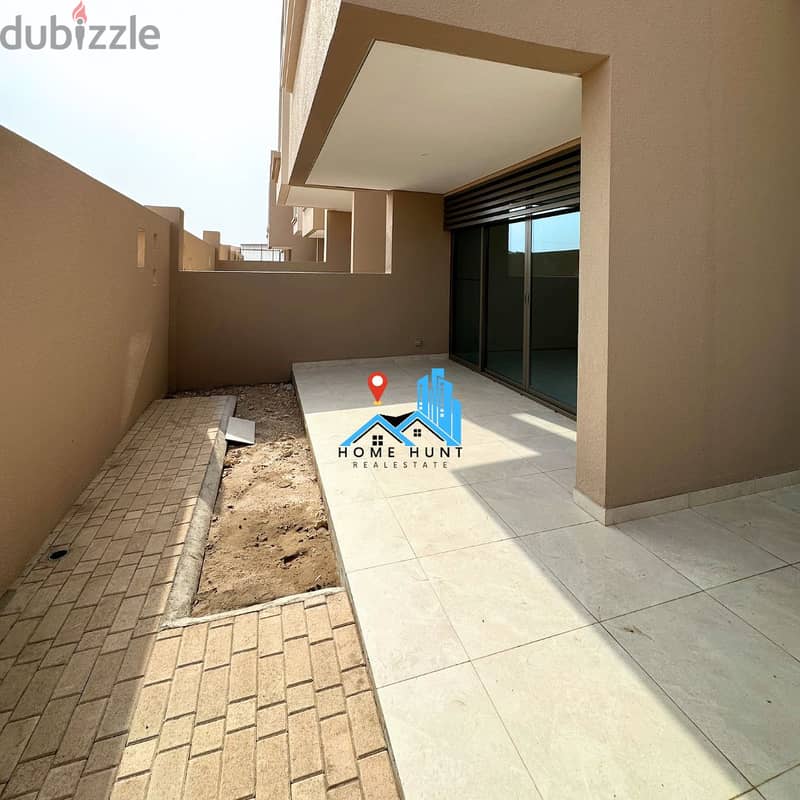 MUSCAT HILLS | LUXURIOUS 4+1 BR COMMUNITY VILLA WITH PRIVATE POOL FOR 18