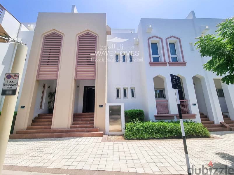 Luxurious 3 Bedroom Townhouse in Al Mouj 1